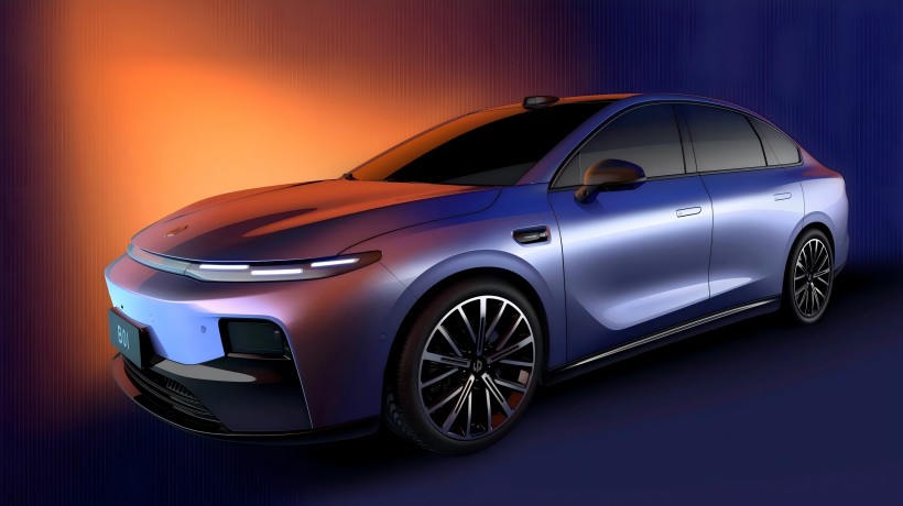 Tá an leapmotor B01, atá suite mar shedan meánmhéide, chun tús a chur leis an gcéad uair ag Seó Auto Shanghai. Scaoileadh an íomhá oifigiúil den mhúnla LeapMotor B01.