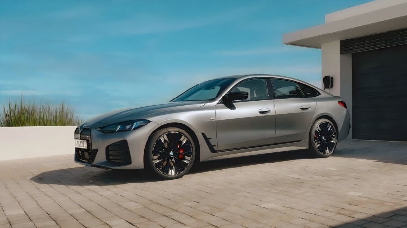 An féidir leis an BMW nua i4 M60 a chuid M3 féin a dhíchruthú? Mhéadaigh íomhánna oifigiúla den tsamhail nua a scaoileadh, agus méadú ar an gcumhacht uasta go 601 each -chumhacht.